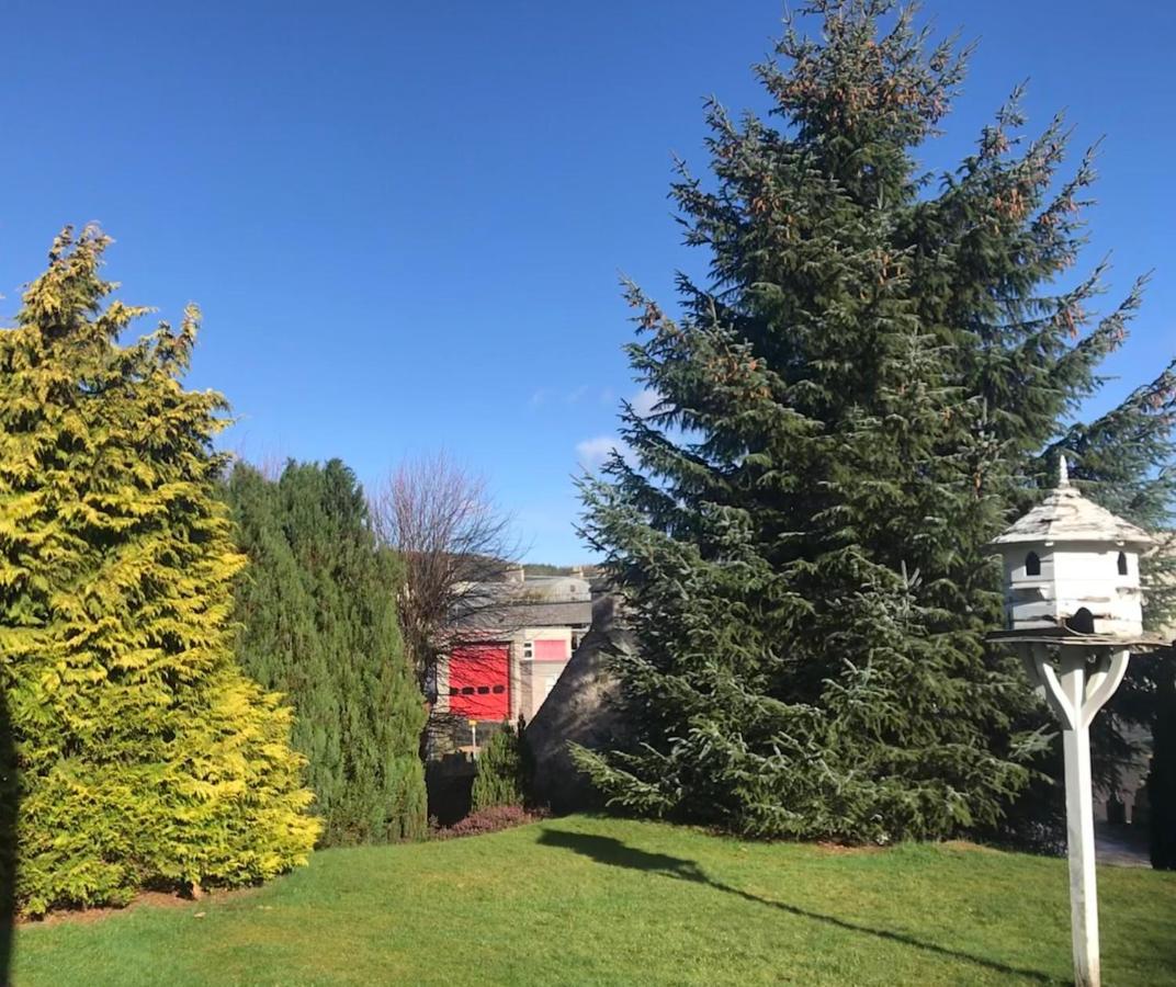 Garden Park Guest House Grantown-on-Spey ภายนอก รูปภาพ