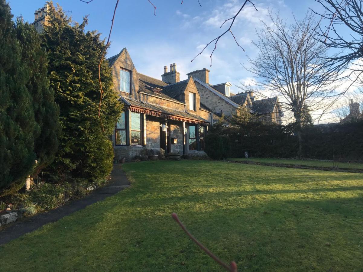 Garden Park Guest House Grantown-on-Spey ภายนอก รูปภาพ
