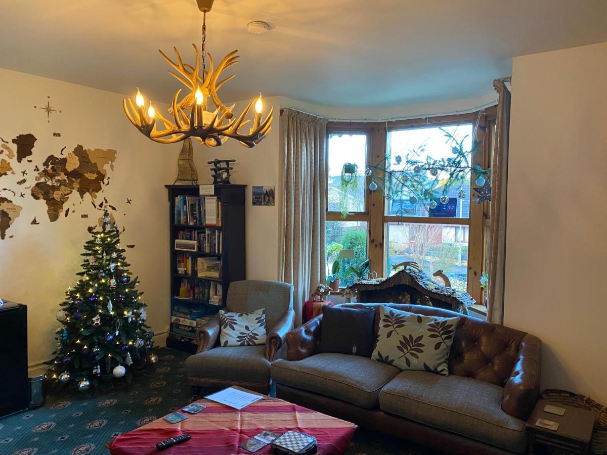 Garden Park Guest House Grantown-on-Spey ภายนอก รูปภาพ