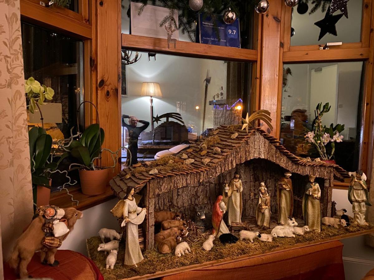 Garden Park Guest House Grantown-on-Spey ภายนอก รูปภาพ