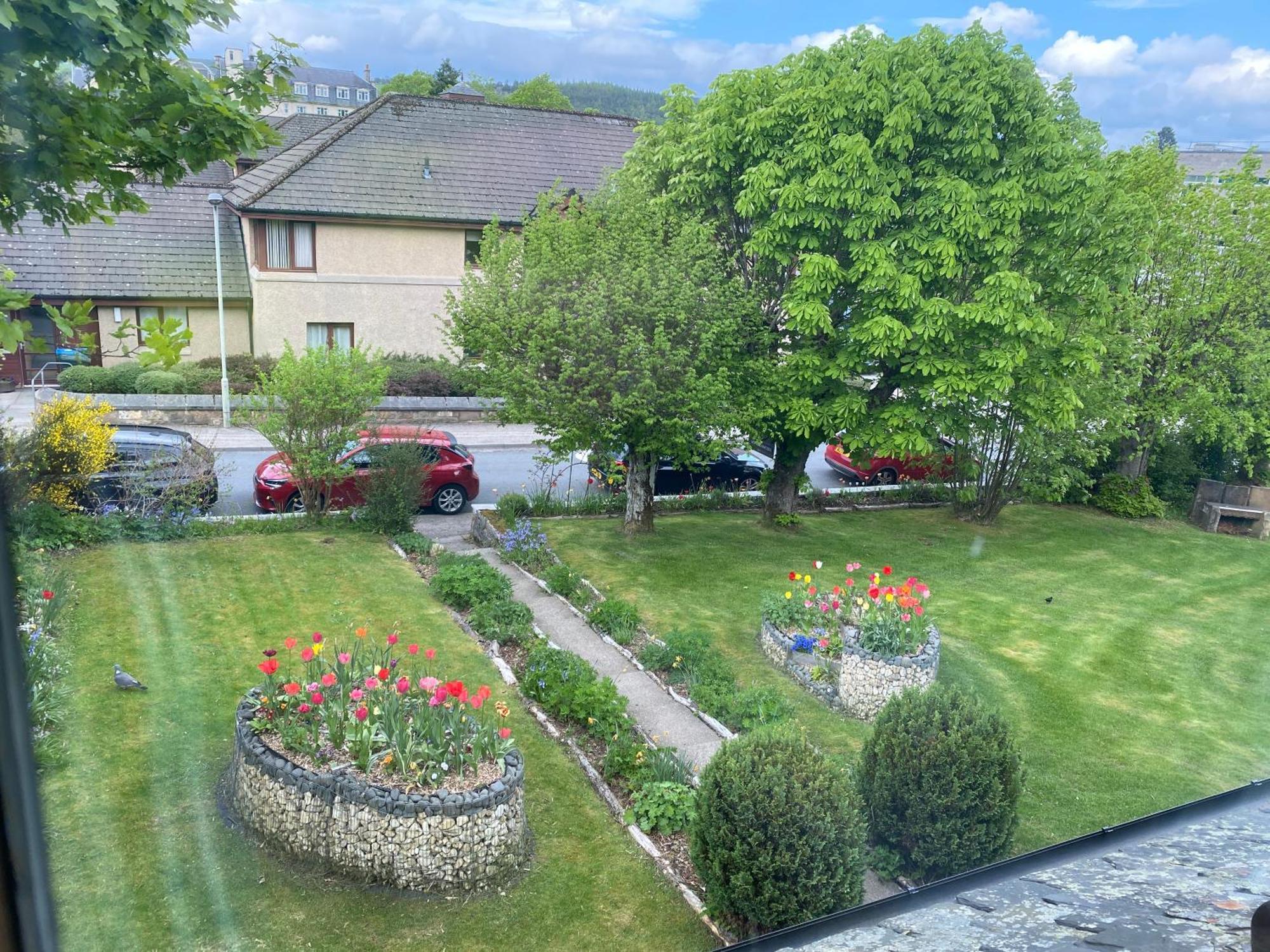 Garden Park Guest House Grantown-on-Spey ภายนอก รูปภาพ
